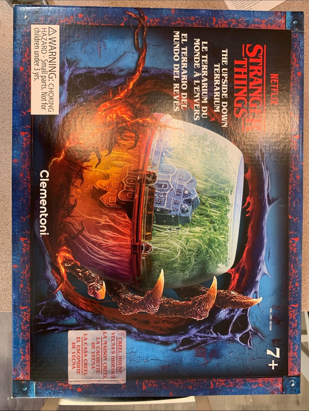 Stranger Things Upside Down Terrarium kit